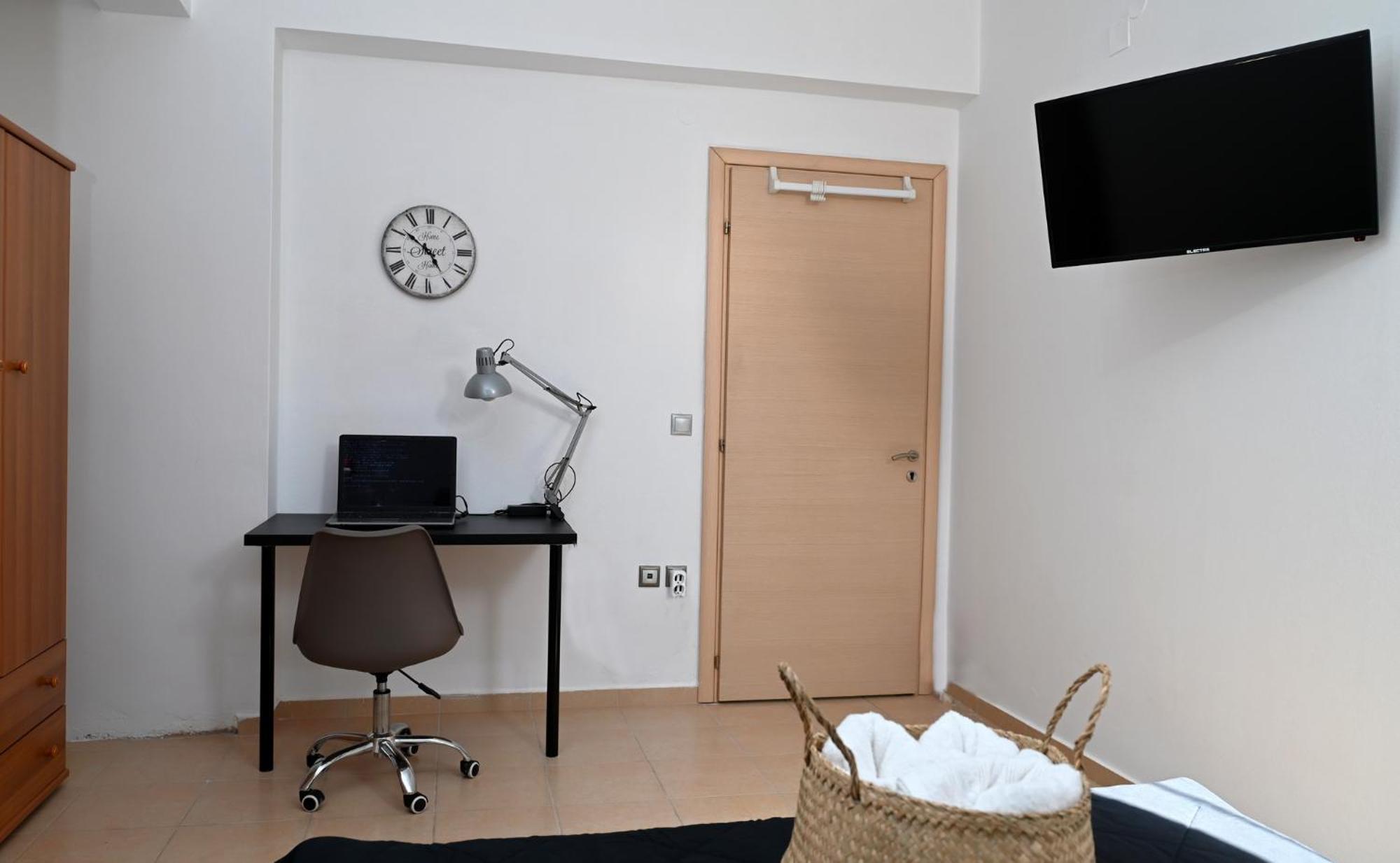 Oasis Lower Ground Floor Apartment Árgos Eksteriør bilde